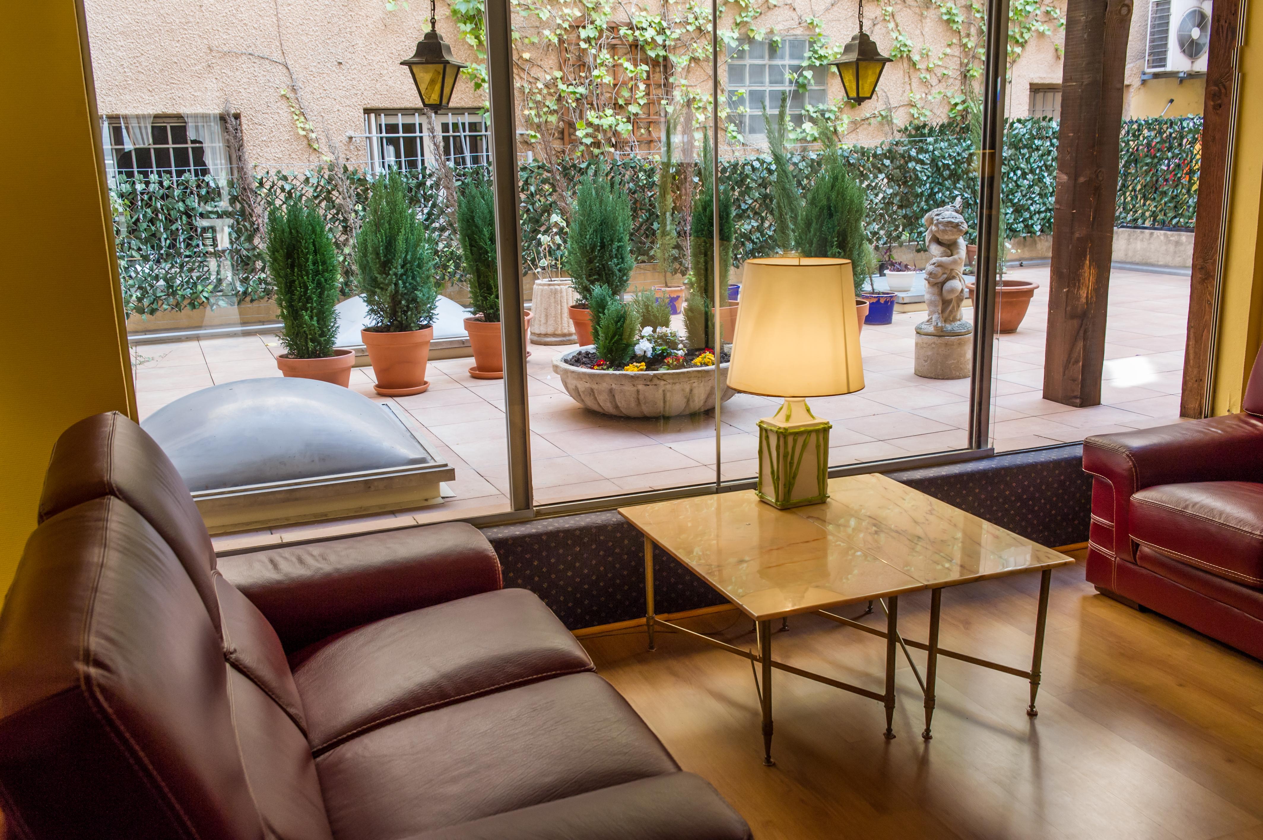 פרפיניין Hotel Pb - Paris-Barcelone מראה חיצוני תמונה