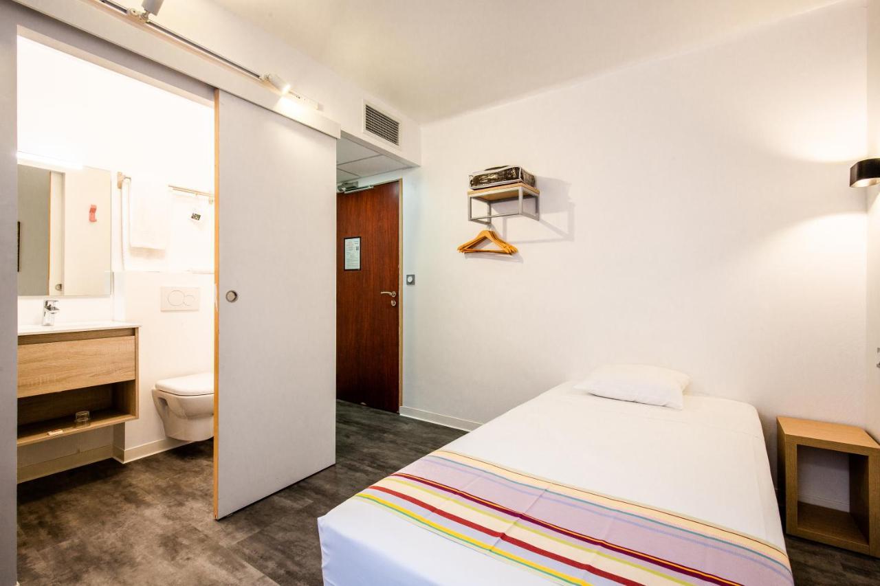 פרפיניין Hotel Pb - Paris-Barcelone מראה חיצוני תמונה