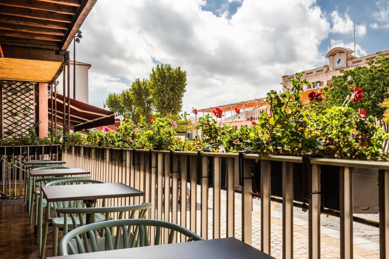 פרפיניין Hotel Pb - Paris-Barcelone מראה חיצוני תמונה