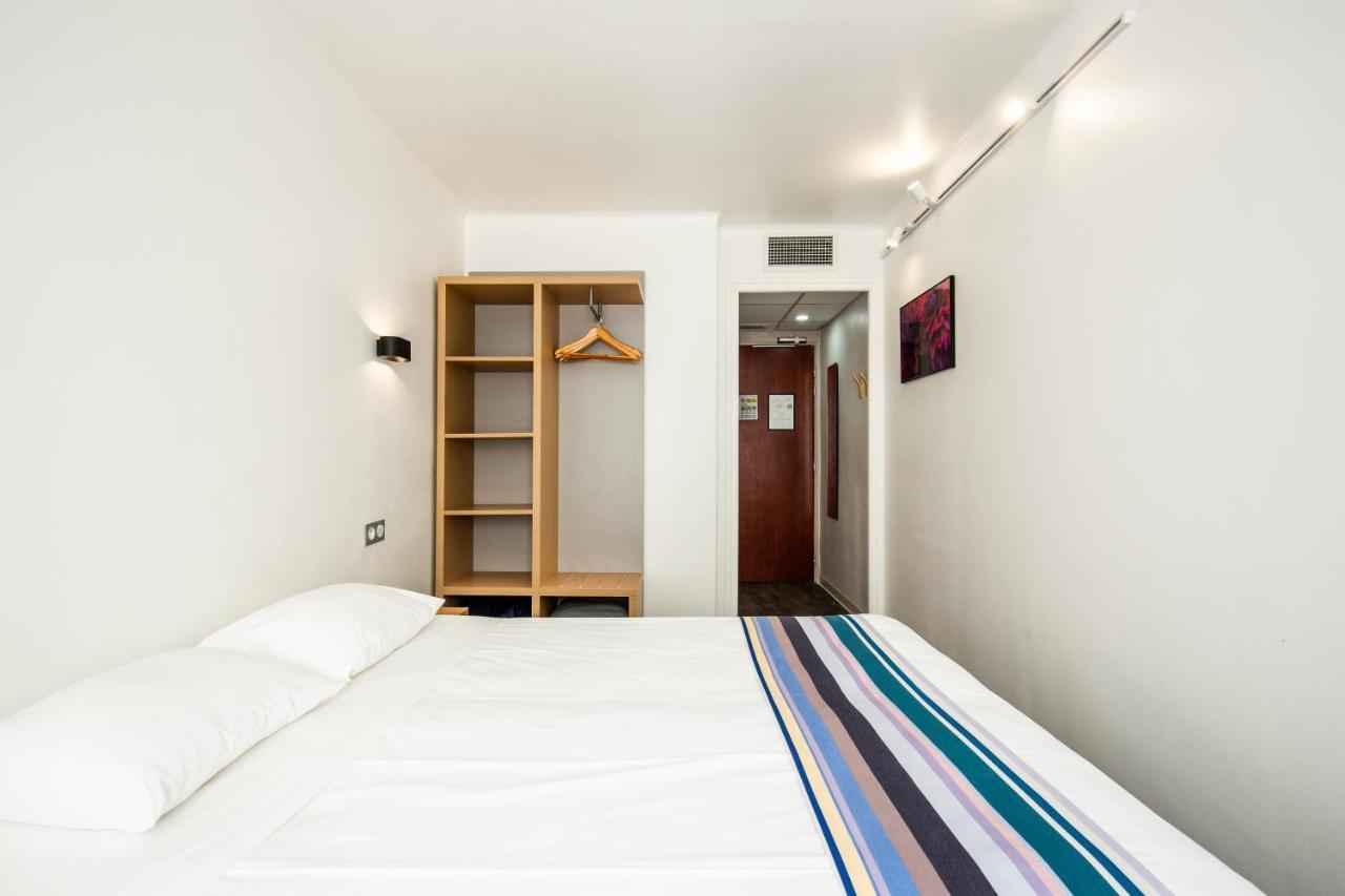 פרפיניין Hotel Pb - Paris-Barcelone מראה חיצוני תמונה