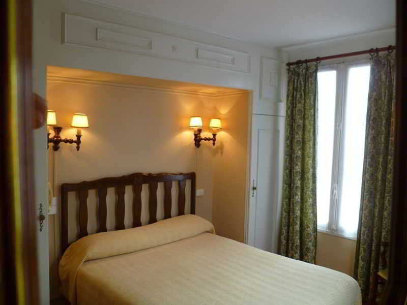 פרפיניין Hotel Pb - Paris-Barcelone מראה חיצוני תמונה