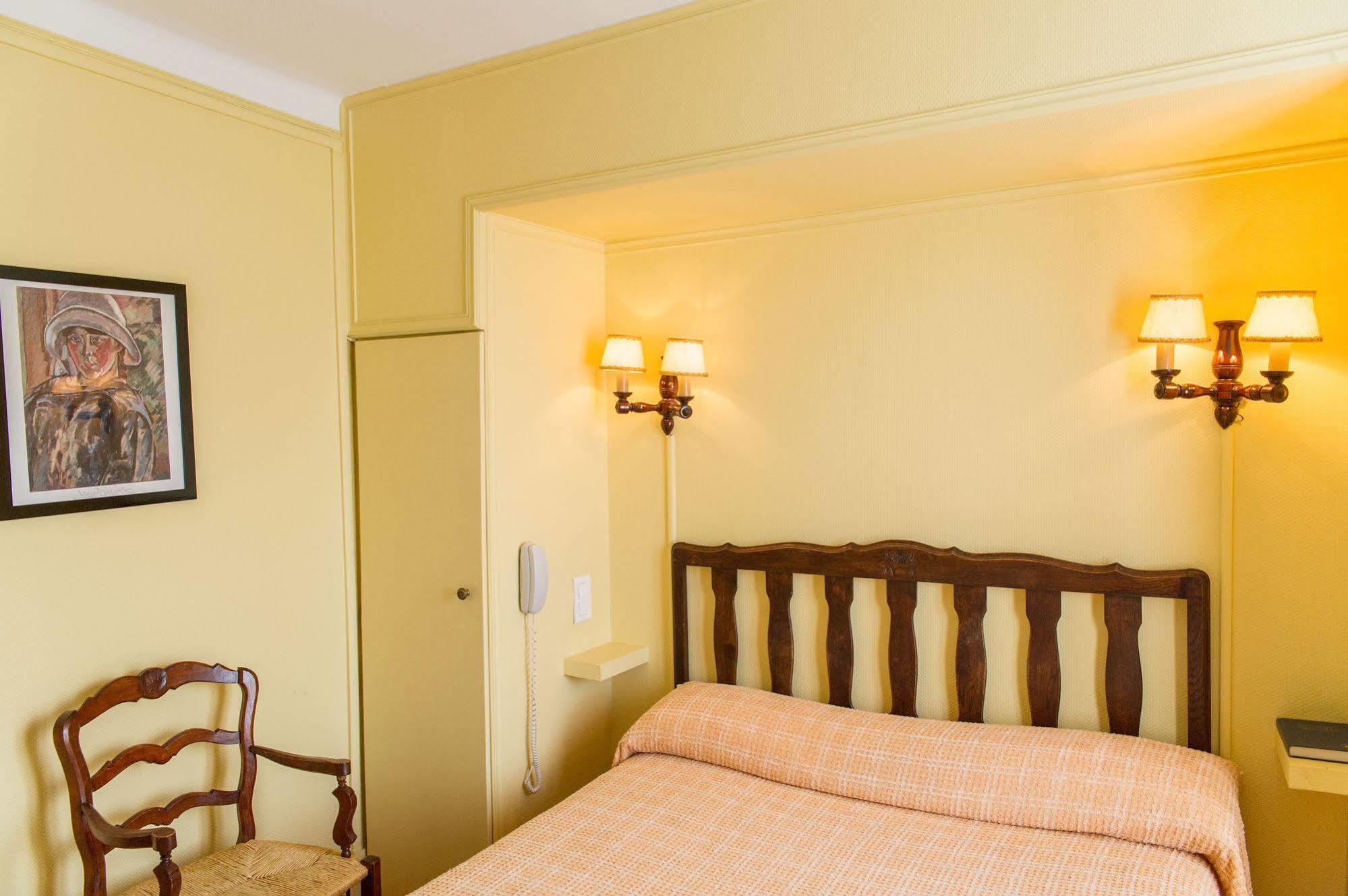 פרפיניין Hotel Pb - Paris-Barcelone מראה חיצוני תמונה