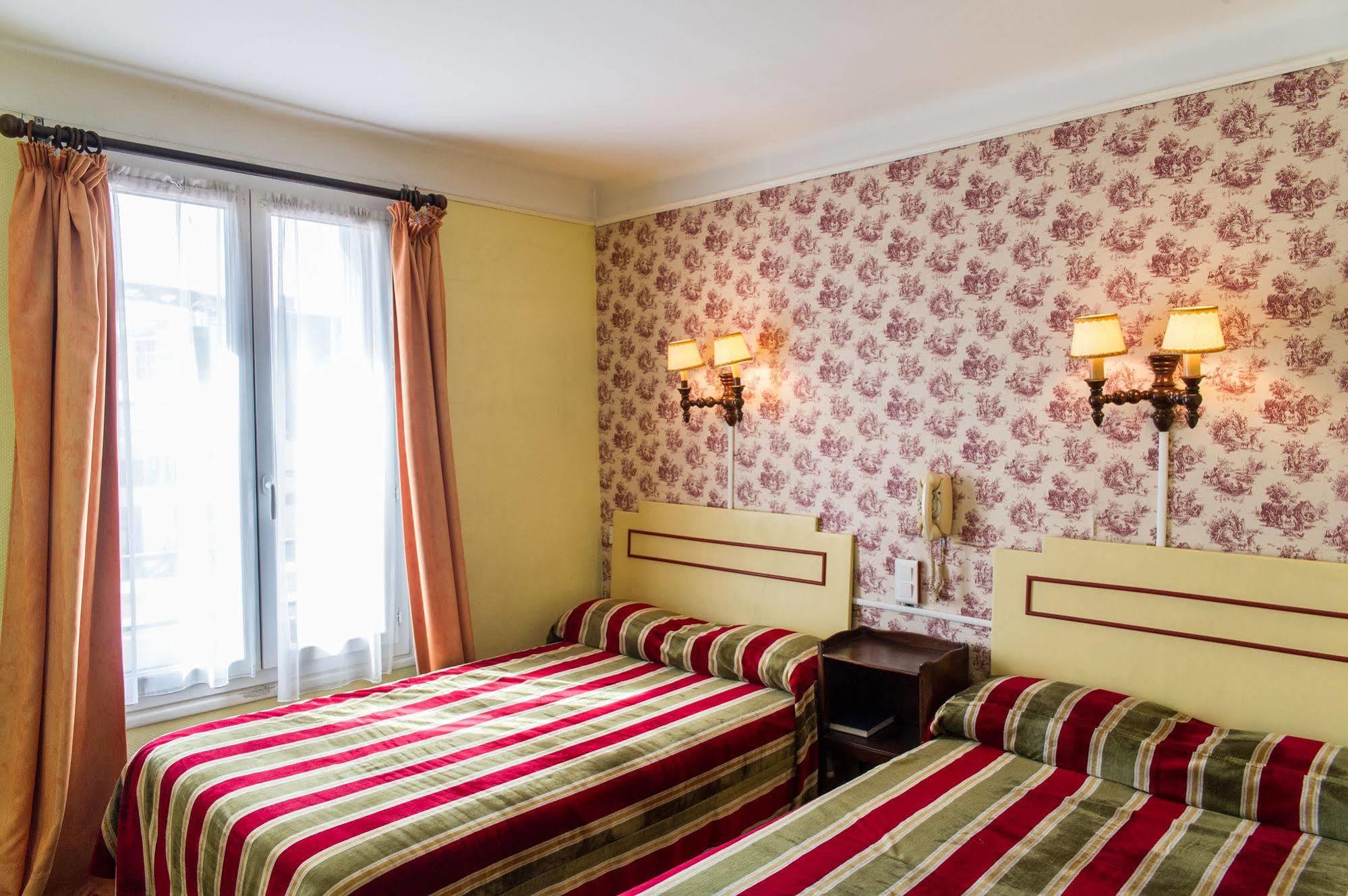 פרפיניין Hotel Pb - Paris-Barcelone מראה חיצוני תמונה